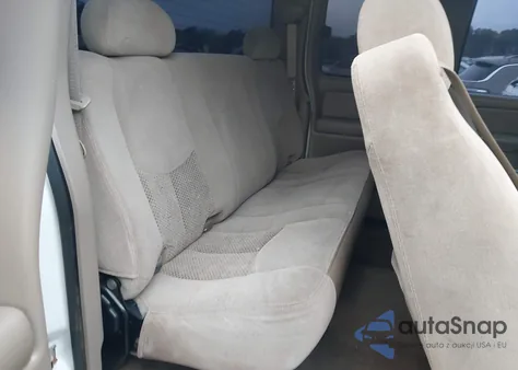 2005 Chevrolet Silverado 1500 Z71 z USA, uszkodzony, nr VIN 1GCEK19Z95Z148447